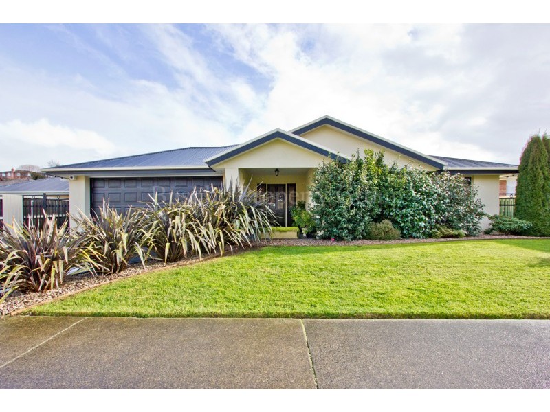 55 Parklands Parade, Newnham TAS 7248