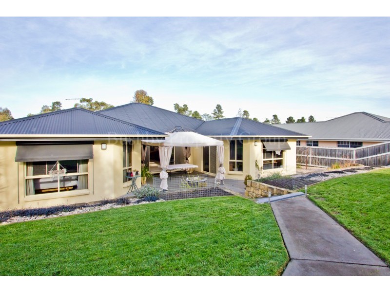 55 Parklands Parade, Newnham TAS 7248
