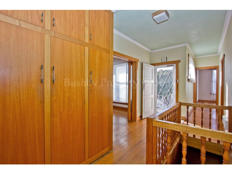 7 Connaught Place, West Launceston TAS 7250