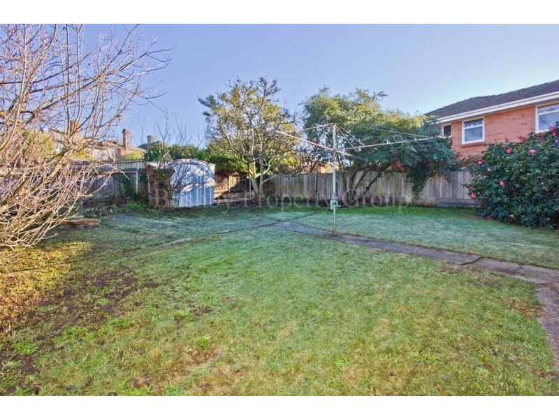 7 Connaught Place, West Launceston TAS 7250