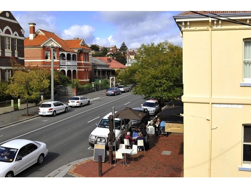 2/222 Charles Street, Launceston TAS 7250