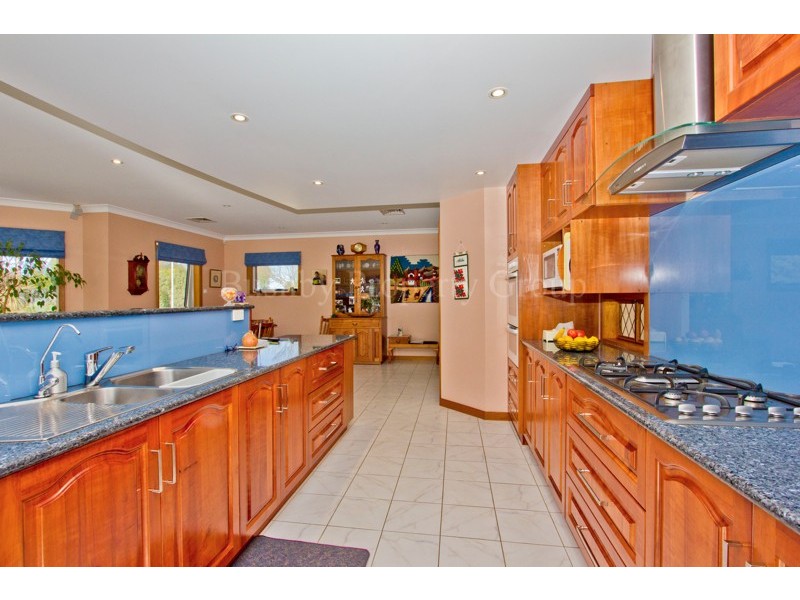 10 Foreshore Road, Swan Point TAS 7275
