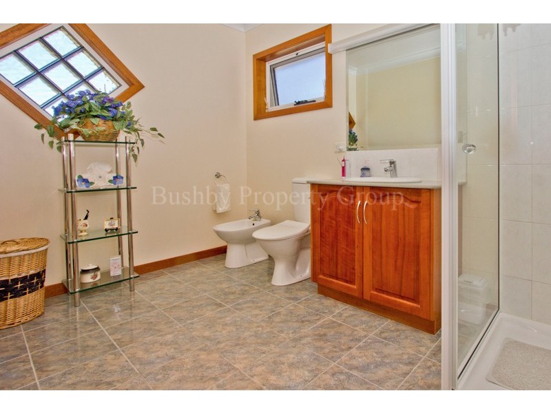 10 Foreshore Road, Swan Point TAS 7275