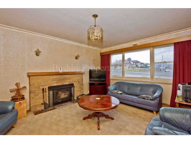 13 George Town Road, Newnham TAS 7248