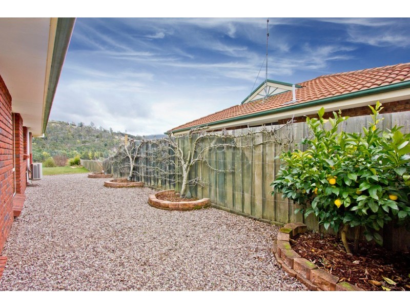 10 Longvista Road, Blackstone Heights TAS 7250