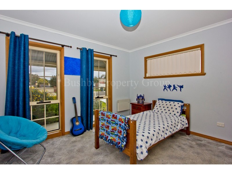 6 Doncaster Court, Trevallyn TAS 7250