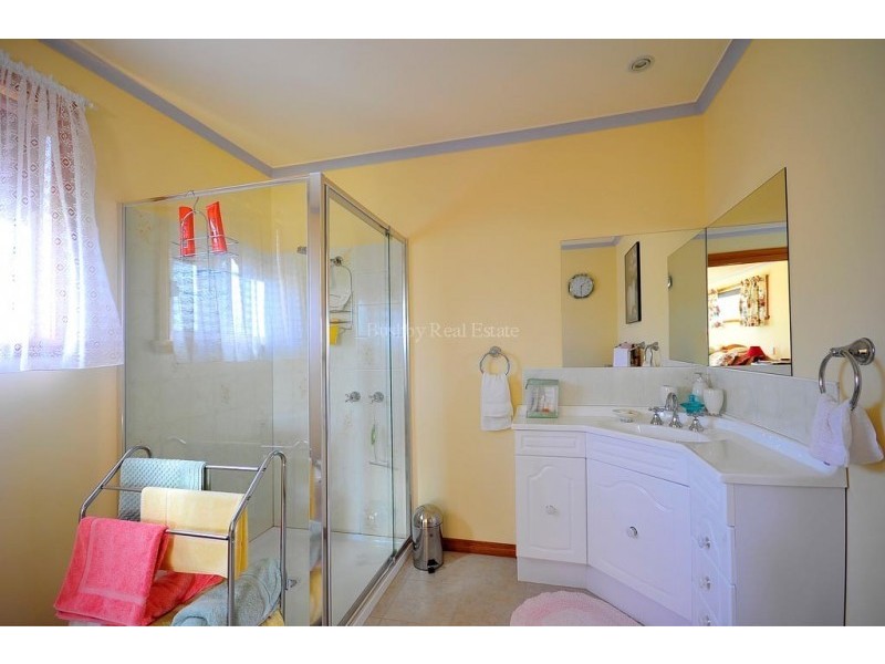 6 Seascape Drive, Lulworth TAS 7252
