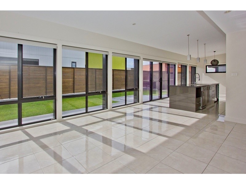 2/40 Legges Court, Prospect TAS 7250