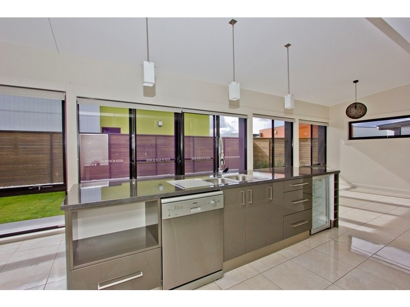 2/40 Legges Court, Prospect TAS 7250