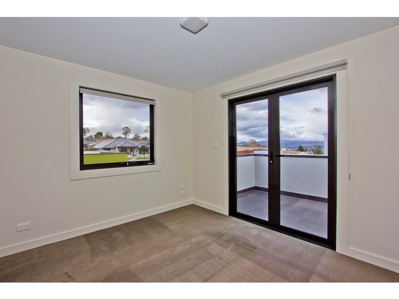 2/40 Legges Court, Prospect TAS 7250