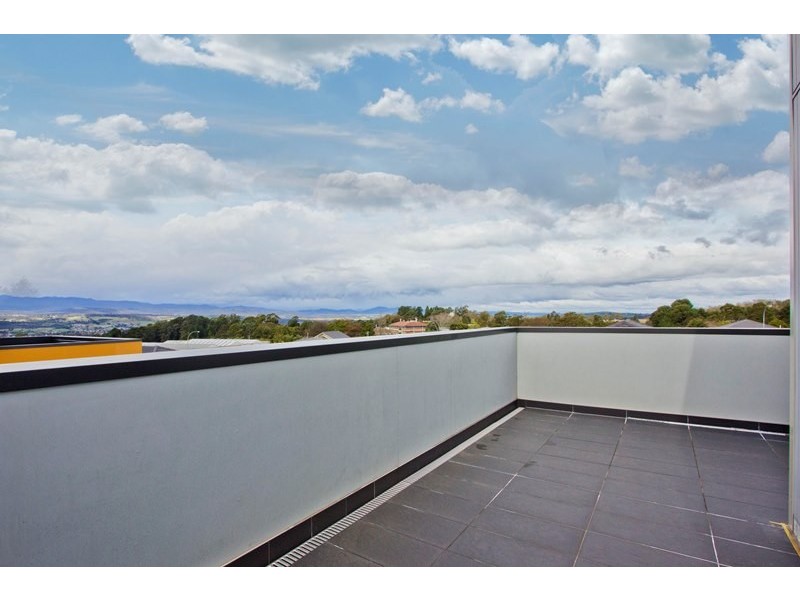 2/40 Legges Court, Prospect TAS 7250