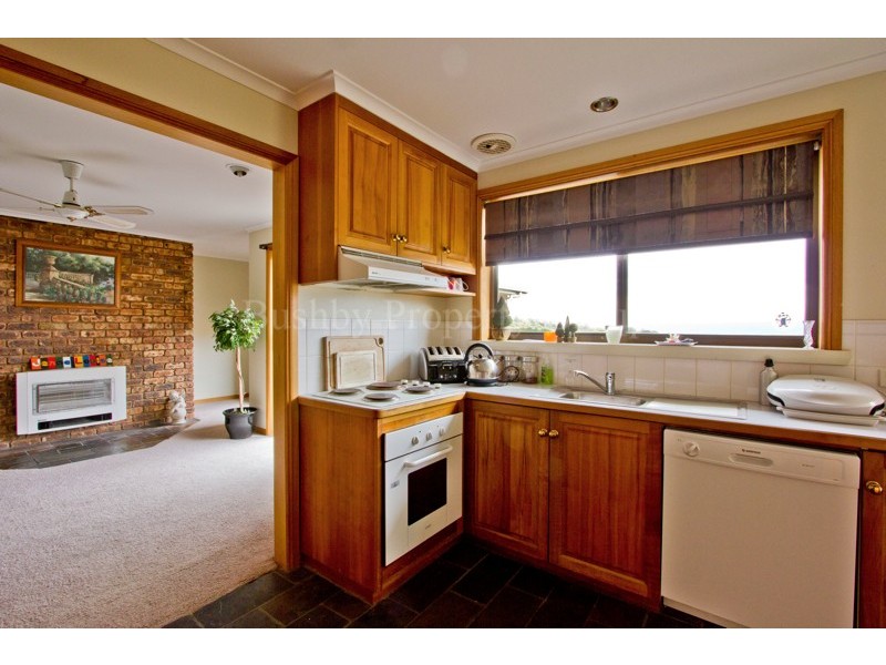 4 Beaumaris Court, Trevallyn TAS 7250