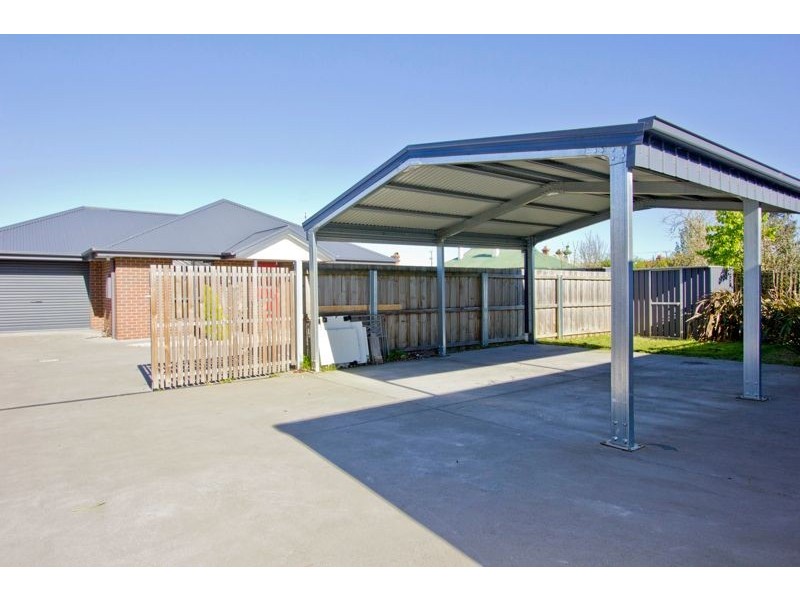 11 Albion Street, Invermay TAS 7248