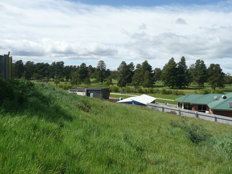 10 Meadowbank Road, Newnham TAS 7248