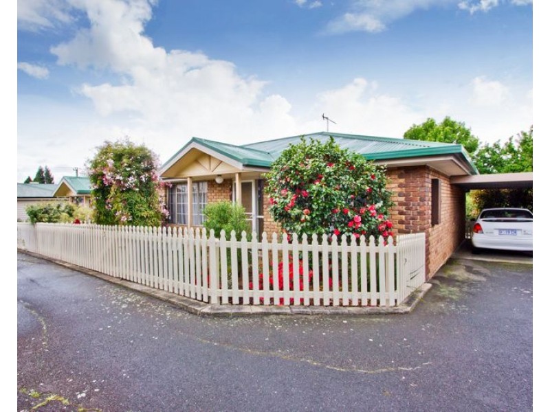 3/5 Campbell Street, Newstead TAS 7250