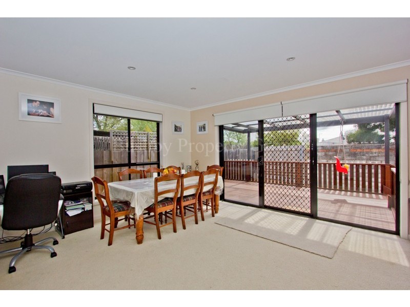 2/4 Adams Street, Mowbray TAS 7248