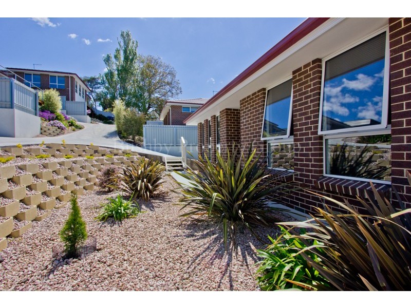 2/11a Duke Street, West Launceston TAS 7250