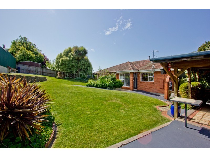 8 Nichols Street, Kings Meadows TAS 7249