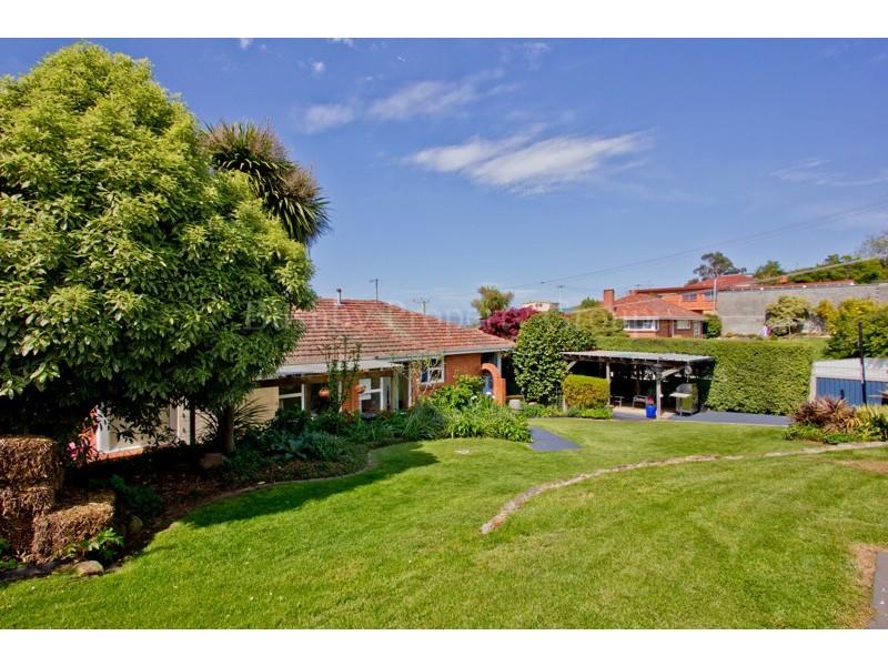 8 Nichols Street, Kings Meadows TAS 7249