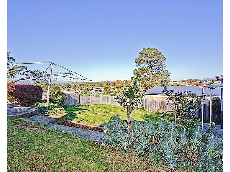 4 Kerran Crescent, South Launceston TAS 7249