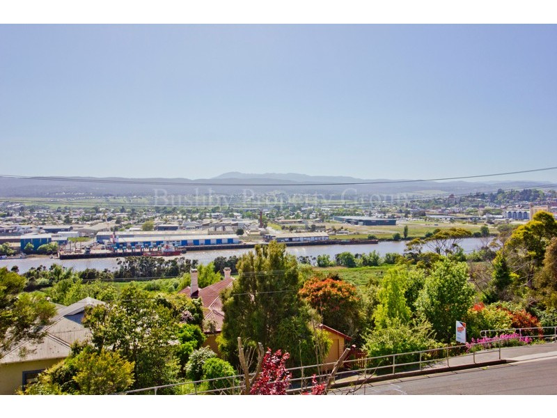 43 Forest Road, Trevallyn TAS 7250
