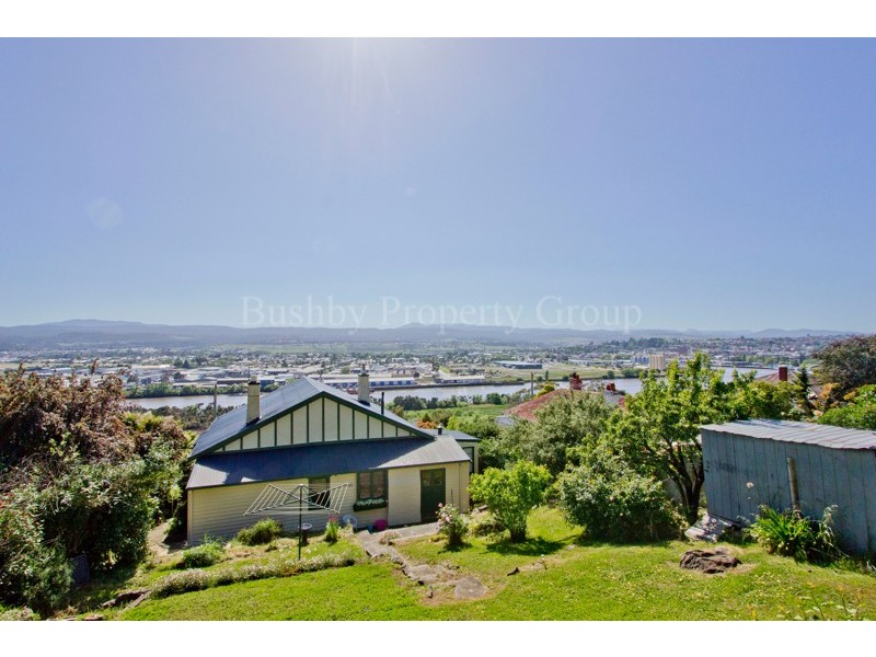 43 Forest Road, Trevallyn TAS 7250