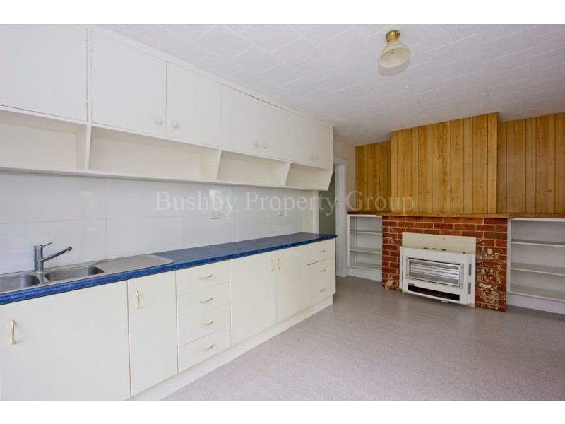 21 Victoria Street, Youngtown TAS 7249