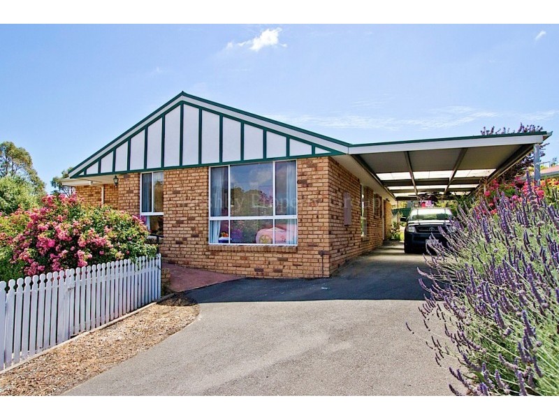 9 Owen Place, Summerhill TAS 7250