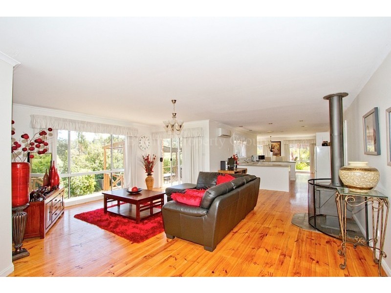 9 Owen Place, Summerhill TAS 7250