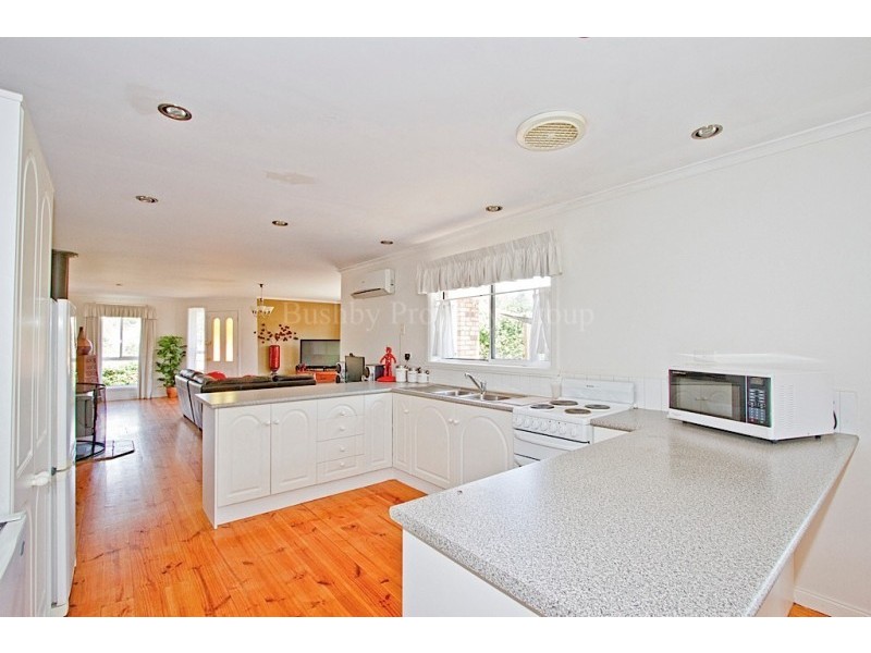 9 Owen Place, Summerhill TAS 7250