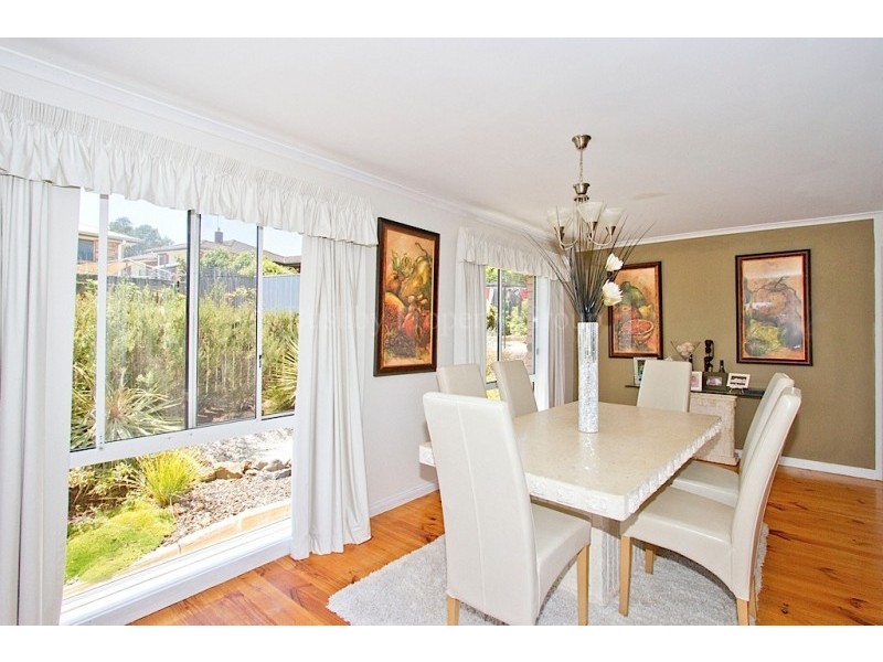 9 Owen Place, Summerhill TAS 7250