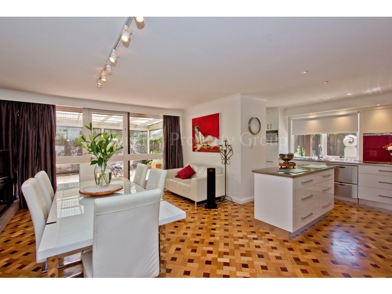 2 Kensington Gardens, Norwood TAS 7250