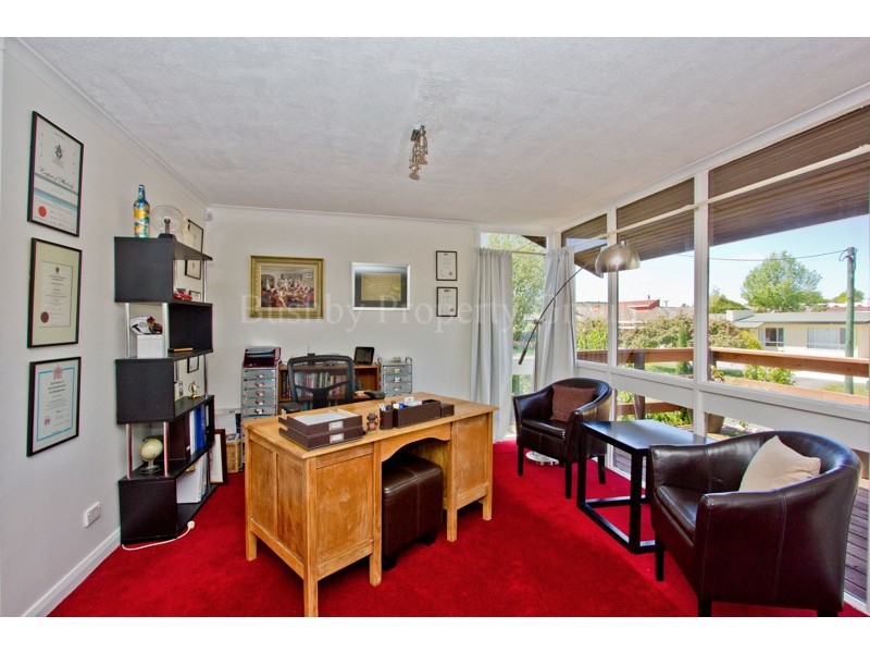 2 Kensington Gardens, Norwood TAS 7250