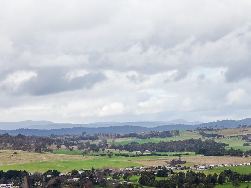 4 Gretna Grove, Norwood TAS 7250