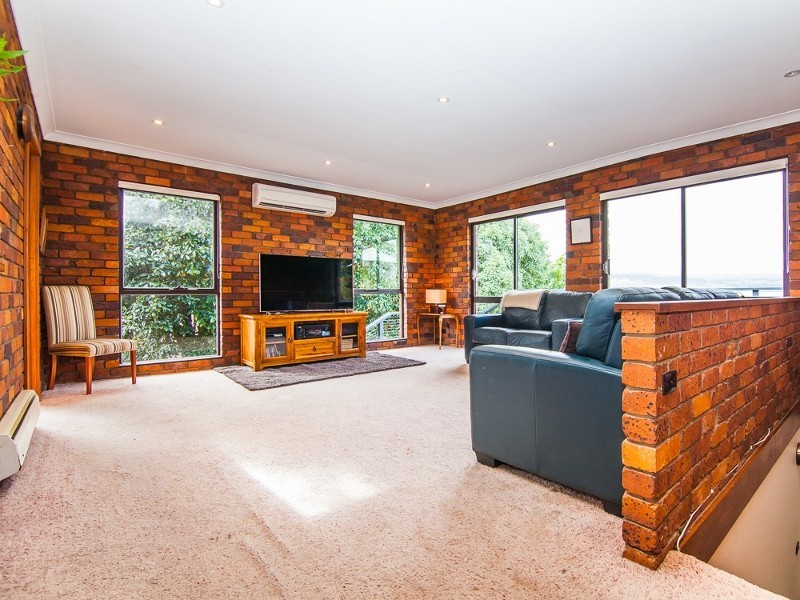 4 Gretna Grove, Norwood TAS 7250