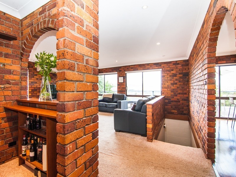 4 Gretna Grove, Norwood TAS 7250