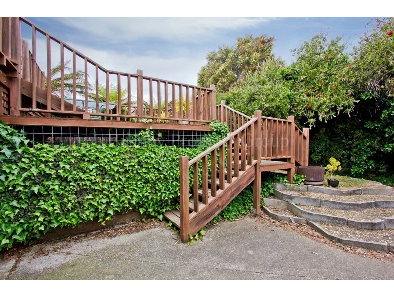 28 Bronzewing Avenue, Newnham TAS 7248