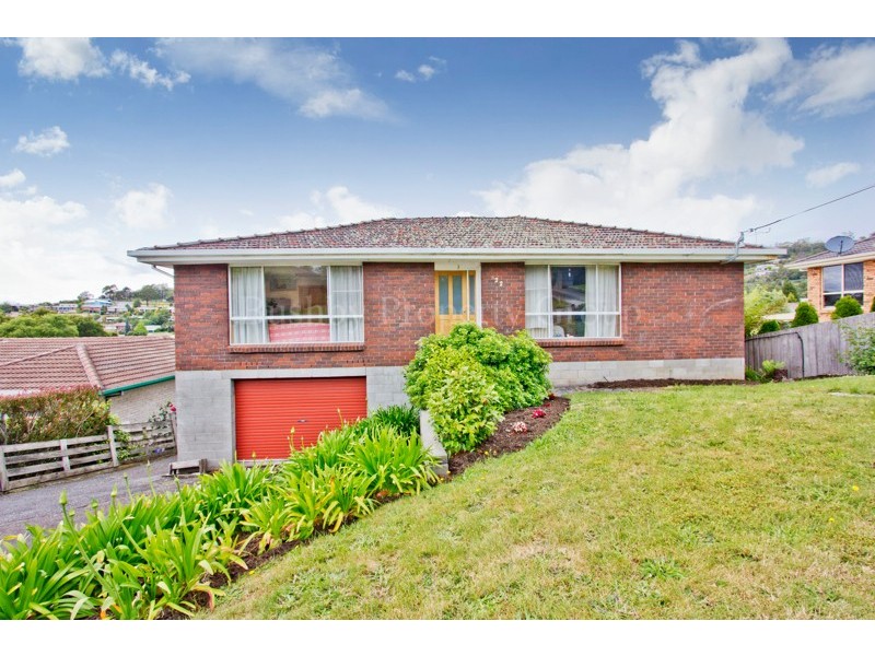 22 Guilford Road, Riverside TAS 7250