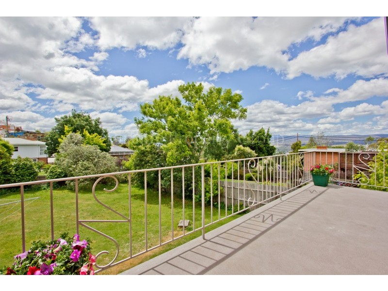 18 Kootara Place, Trevallyn TAS 7250