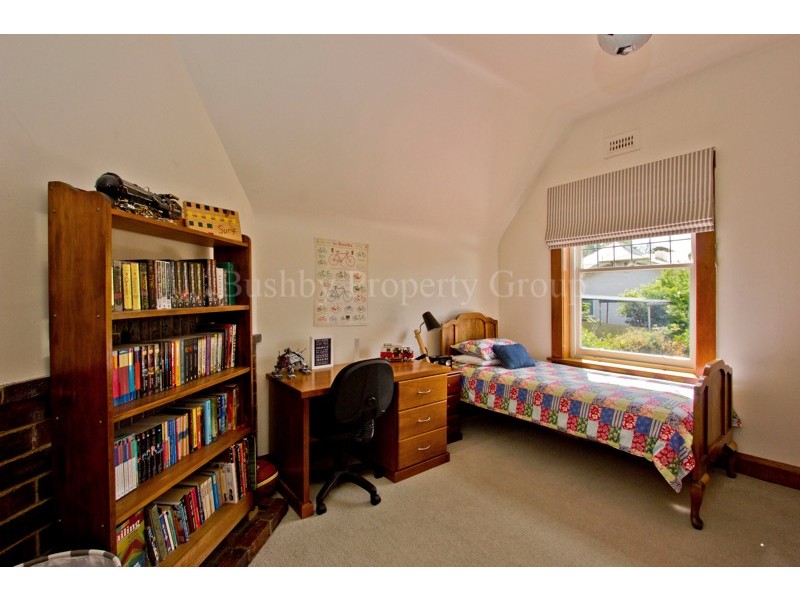 8 Kenyon Street, Newstead TAS 7250