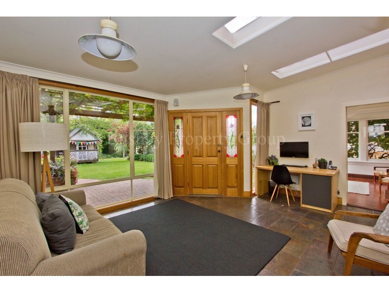 8 Kenyon Street, Newstead TAS 7250