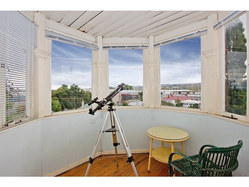 10 Croydon Avenue, Newstead TAS 7250
