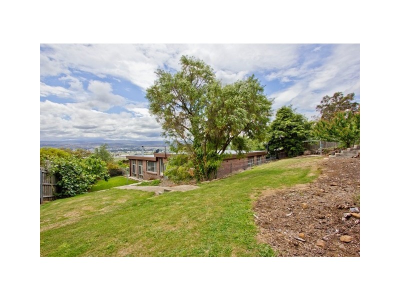 27 Newlands Street, Trevallyn TAS 7250