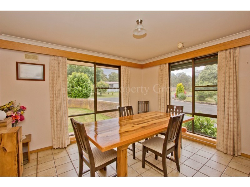 12 Augustus Road, Beauty Point TAS 7270