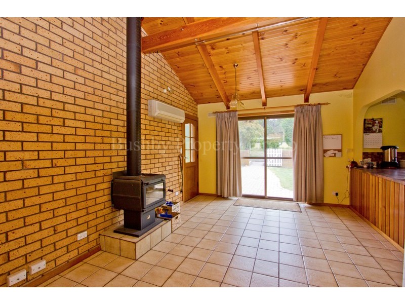 12 Augustus Road, Beauty Point TAS 7270