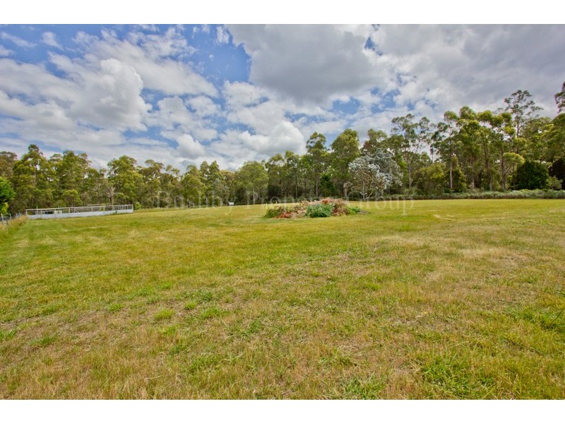 12 Augustus Road, Beauty Point TAS 7270