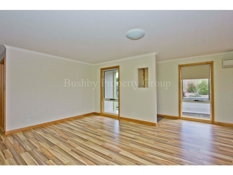 1/5 Caprice Court, Newnham TAS 7248