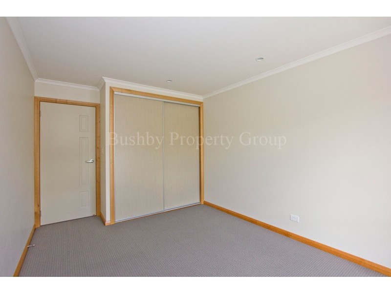 1/5 Caprice Court, Newnham TAS 7248