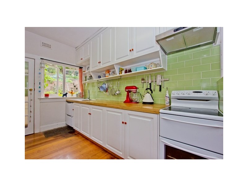 16 Bowen Avenue, Trevallyn TAS 7250