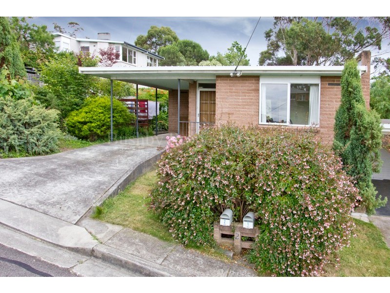 2/2 Wattle Way, Trevallyn TAS 7250